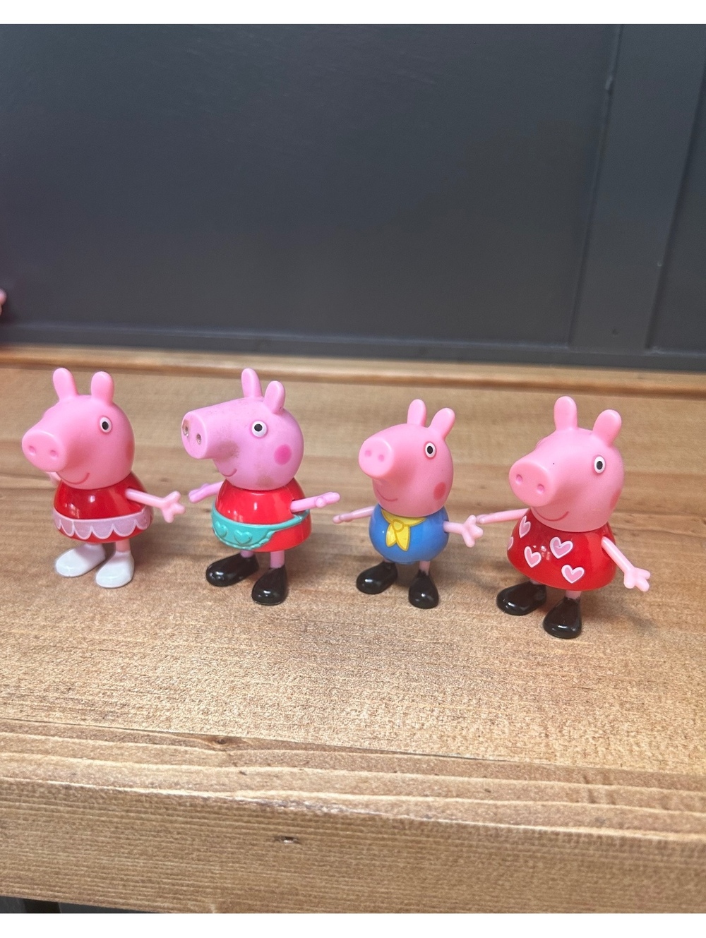 Peppa Pig Family Toy Set with Talking Moving Red Convertible Car,2 stuffed Peppa - Picture 11 of 11